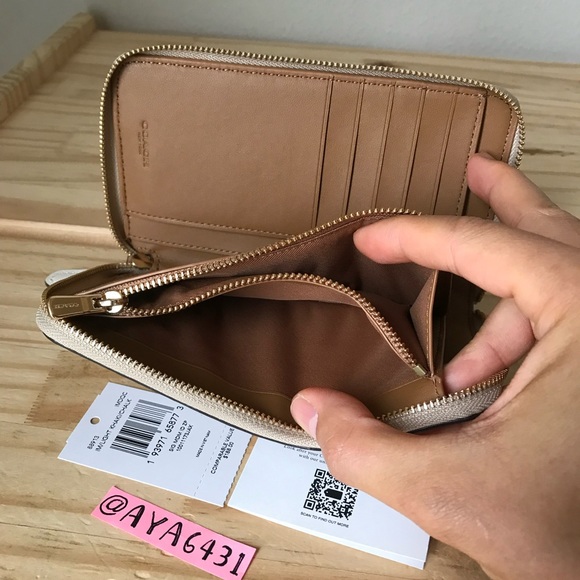 Coach wallet🎈🎈 - Picture 6 of 8